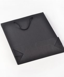 Ajándék szatyor  fekete 20x15x6