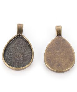 Medál alap antik bronz csepp 14x10mm 1db